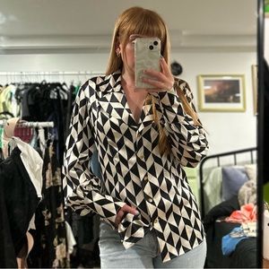 Escada black and white 100% silk button up collared blouse